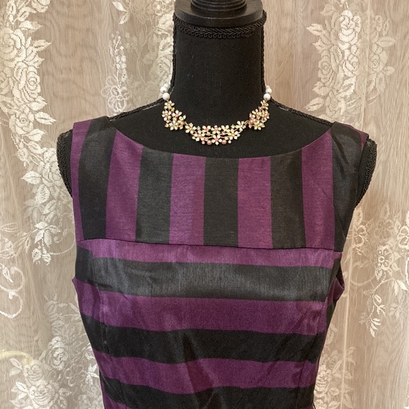 EUC Danny & Nicole Dress - Picture 4 of 11